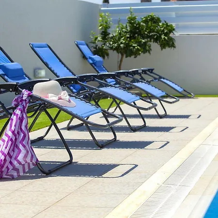 Villa Anemoni 6 *